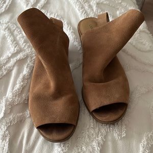 Soft brown leather peep toe booties